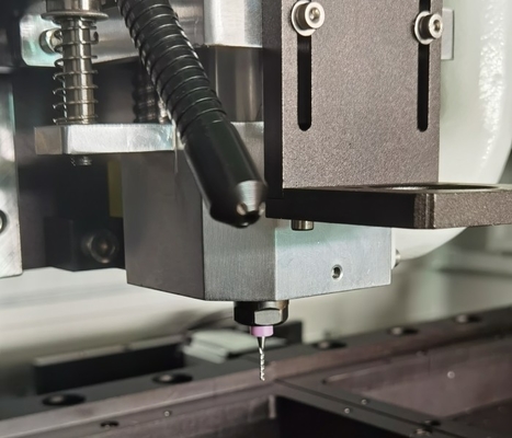 CCD kameralı W1650mm KAVO Mili Otomatik PCB Router Depaneling Makinesi
