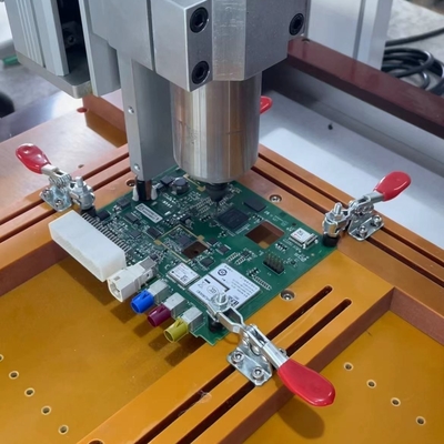 Masaüstü PCB Router Makine 100 Program veya 6000 Çalışma Noktasına kadar depolama