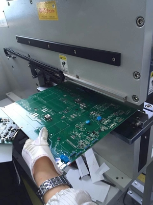 ISO9001 PCB V Kesme Makinesi Kapasite Karşı Fonksiyon Kesme 480mm