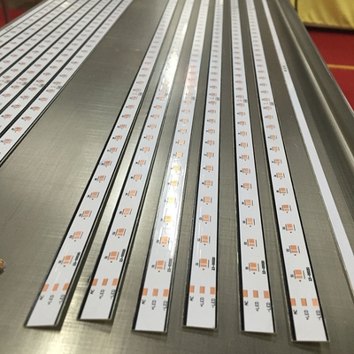 Kompakt Pnömatik Sürüş PCB Depanelizer 3.5mm V-Kütüm Ayrımcılığı için