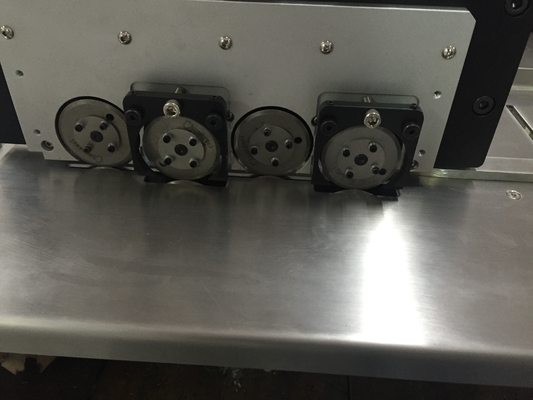 520mm/S L2.4M Platforma PCB Depaneler / PCB Depaneling Equipment Yüksek Hızlı Çelik