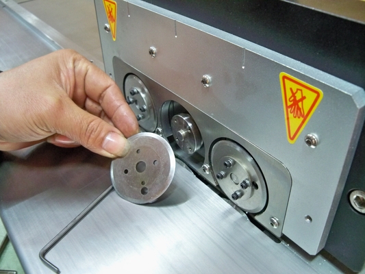 Six High Speed Steel Circular Blades PCB Depaneling Machine Optional Speed