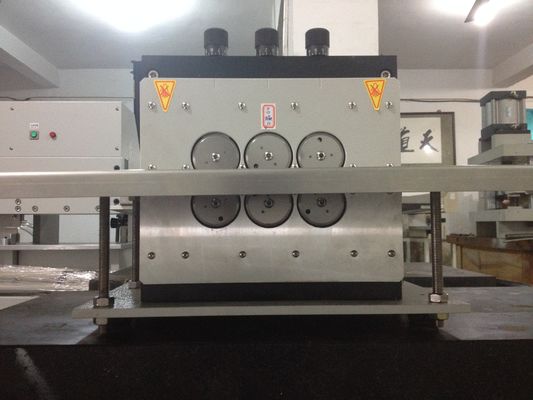 Ön puanlama PCB Ayırıcı Makinesi, 2.4M Paslanmaz Çelik Platform