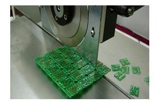 Kalibrasyon bıçağı ayarlama PCB ayırıcı makine doğru kesim için