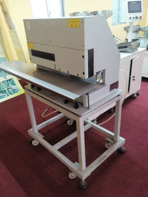 0.4mpa Çalışma Basıncı Yüksek Hızlı PCB V Kesme Makinesi L460mm