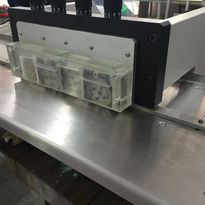 LED Aydınlatma MCPCB Şerit Paneli İçin V Cut PCB Depaneling Makinesi