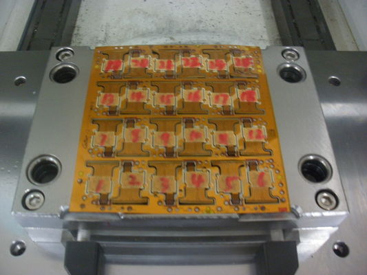 Elektronik Endüstrisi için 3-30T FPC ve PCB Hıçaklama Makinesi