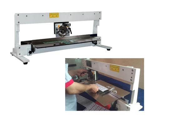 Tam kesim için ayarlanabilir bıçak mesafesi ve hızı PCB ayırıcı makinesi