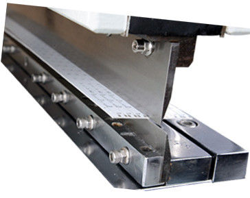 Katı Demir Çerçeveli ve 2 Keskin Doğrusal Bıçaklı Pnömatik PCB Depanelizer