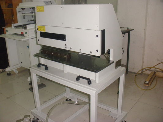 Pnömatik Montaj Fr2v Beyaz Kesilmiş Pcb Depanelizer 2.5mm Kalın